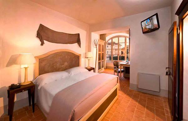 La nostra stanza romantica presso l'Hotel Resort San Giovanni