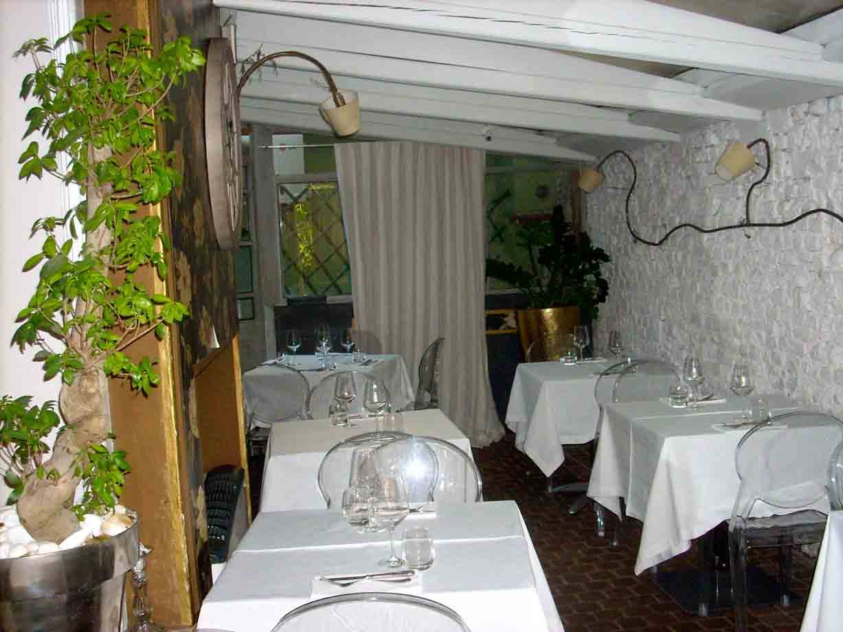 Nelle eleganti sale del Ristorante Pizzeria Al Castello