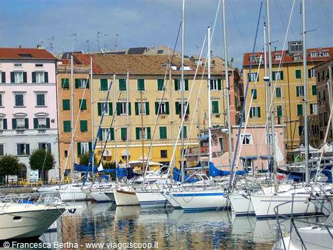 Torri, velieri e buona tavola: una giornata fuori dalle righe a Savona