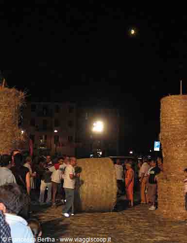 Il Palio delle Balle di Paglia a Ovada (Alessandria)