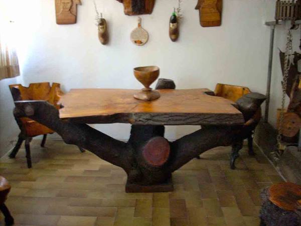 Mobili in legno presso Agriturismo Bottazza