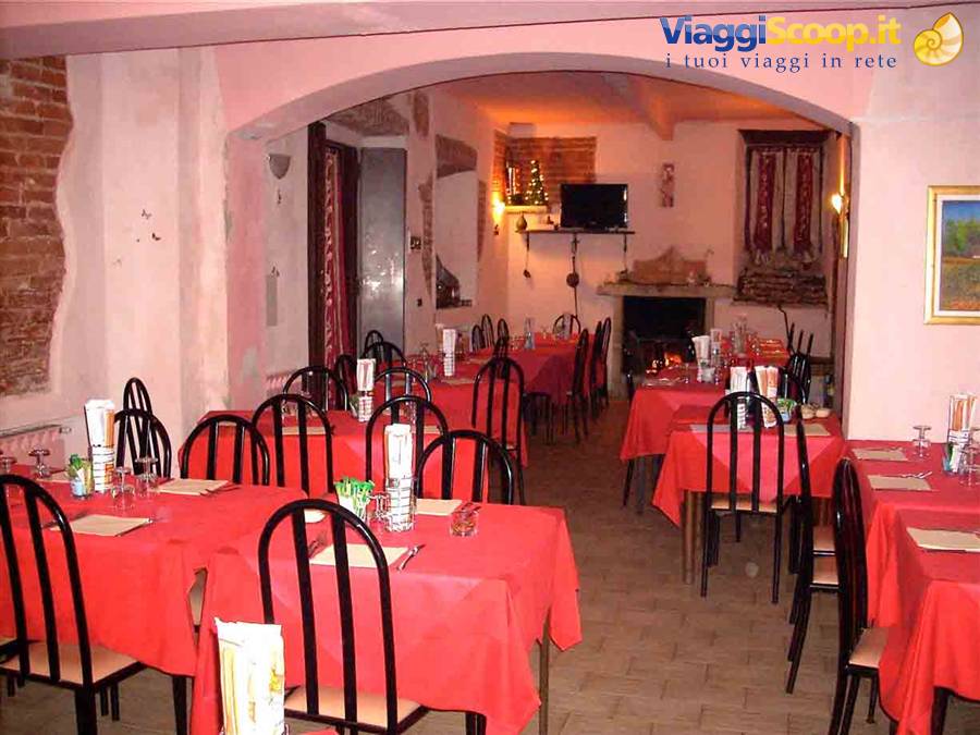 Nella sala dell'Albergo Ristorante Milano