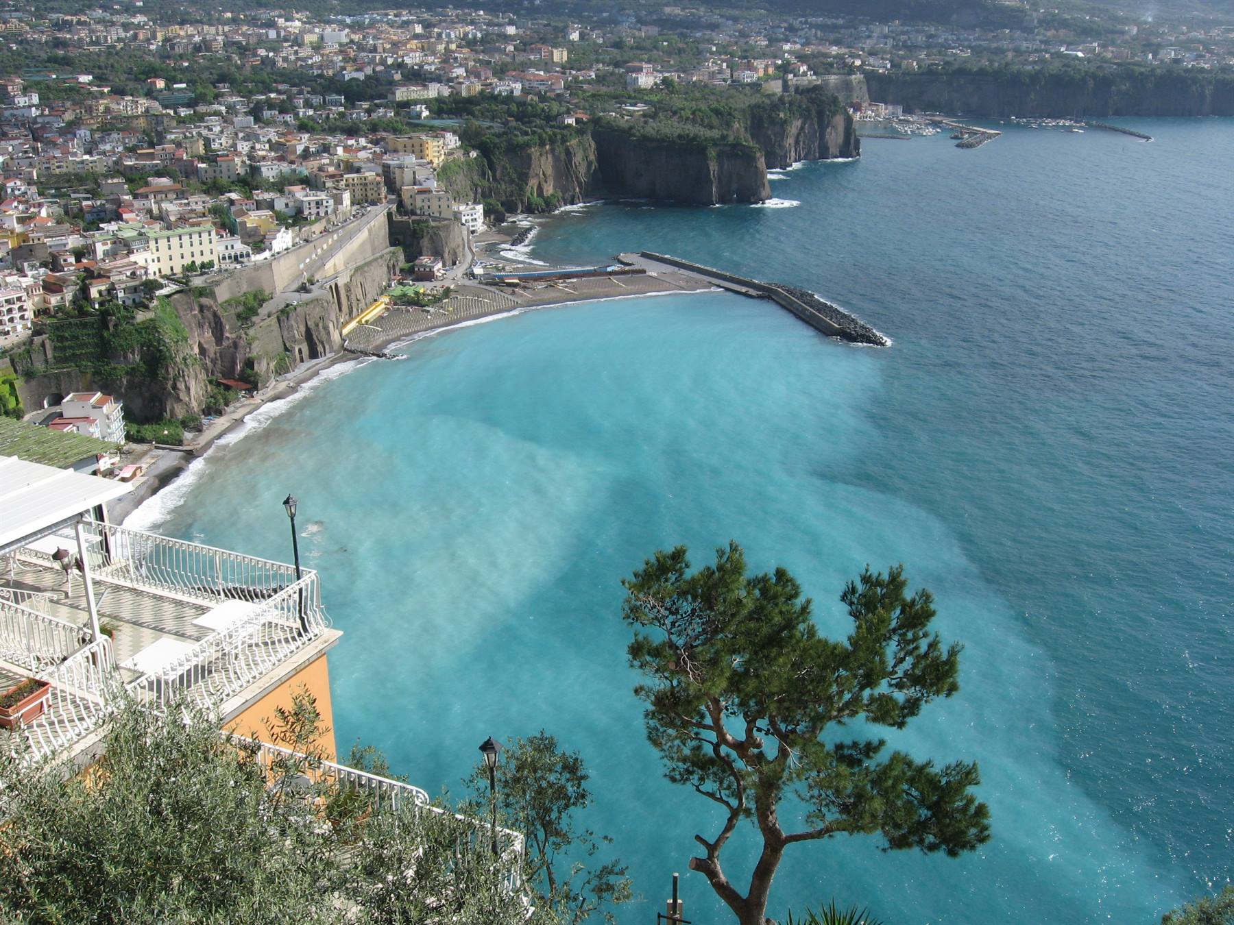 www.viaggiericordi.com - Sorrento