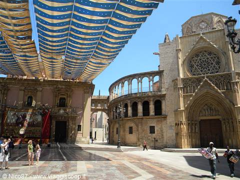 Plaza de la Virgen