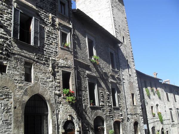 Gubbio - vie del centro storico