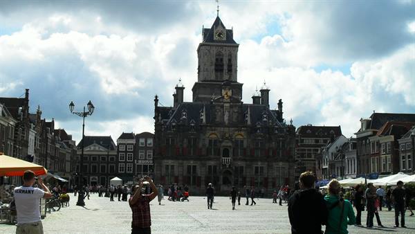 delft