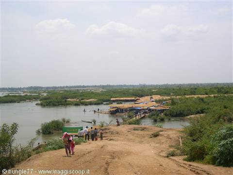14 - Mekong - Fiera