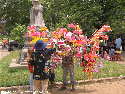 15 - PP - Wat Phnom - cappellini