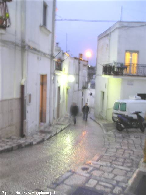 una strada del centro storico di Laterza