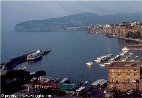 il porto di Sorrento