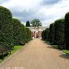 Kensington palace sullo sfondo REGNO UNITO 
