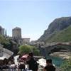 Mostar: altra veduta del ponte  BOSNIA E HERZEGOWINA 