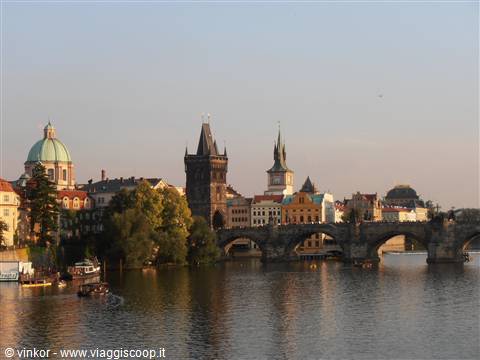panorama del ponte Carlo