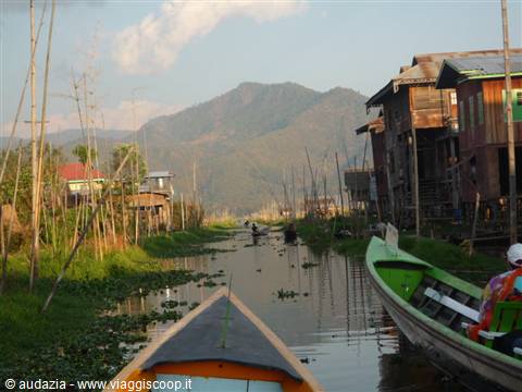 villaggio sul lago Inle