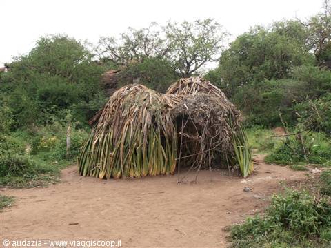 accampamento Hadzabe