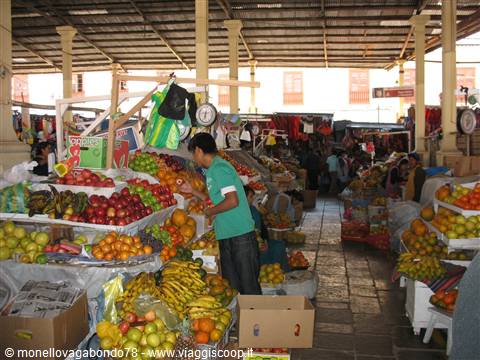 Cuzco - Mercato di San Pedro