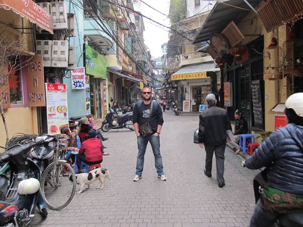 Hanoi on the road
