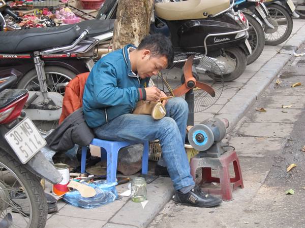 Hanoi on the road
