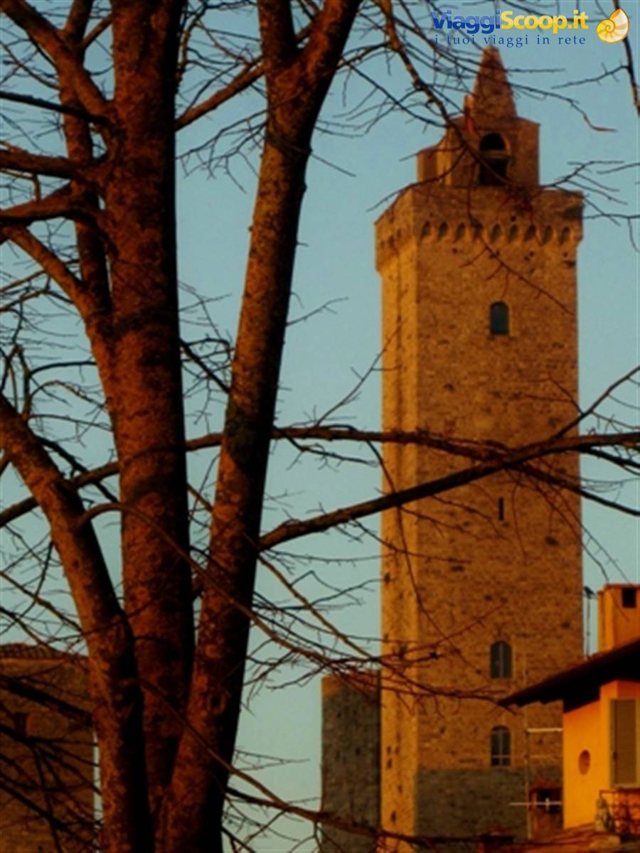 Castelli e borghi medievali in Toscana, autunno a San Gimignano (SI)