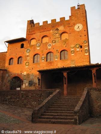 Castelli e borghi medievali in Toscana, Palazzo Pretorio a Certaldo Alto (FI)