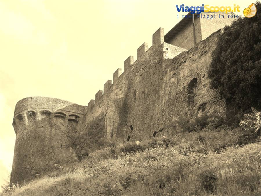 Castelli e borghi medievali in Toscana, la roccaforte di Certaldo Alto (FI)
