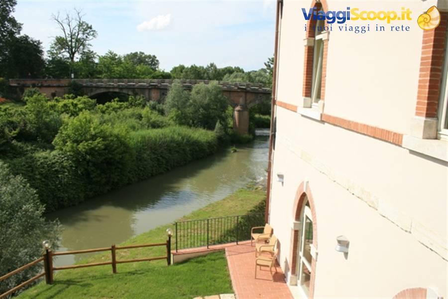 Vacanza in Toscana. L'Hotel Certaldo in Toscana nel cuore del Chianti.Un antico mulino del 1500