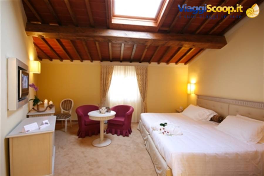 Vacanza in Toscana. L'Hotel Certaldo in Toscana nel cuore del Chianti.Un antico mulino del 1500