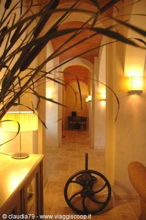 Vacanza in Toscana. L'Hotel Certaldo in Toscana nel cuore del Chianti.Un antico mulino del 1500