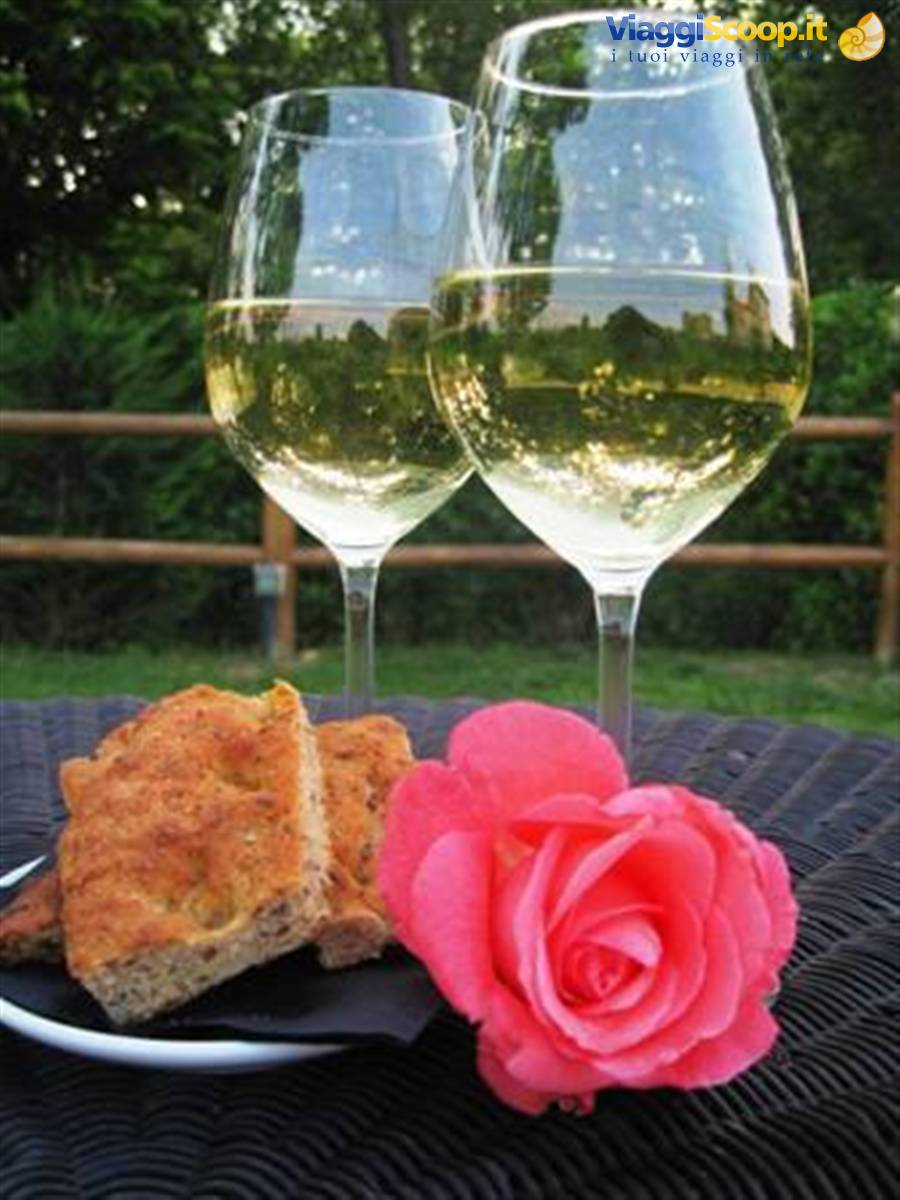 Vacanza in Toscana. L'Hotel Certaldo in Toscana nel cuore del Chianti.Un antico mulino del 1500