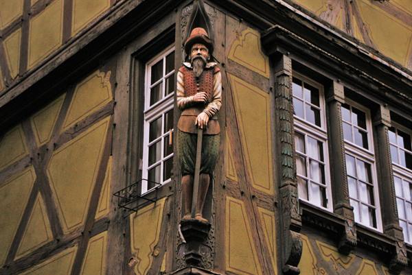 Colmar -particolare casa Zum Kragen