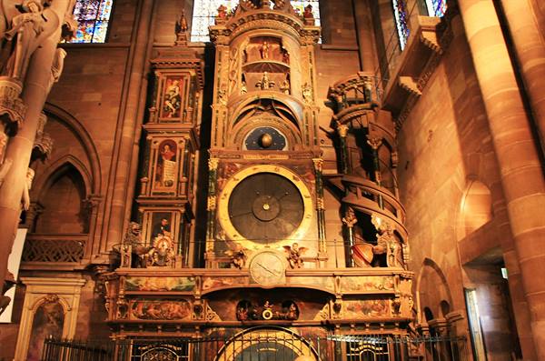 Strasburgo interno cattedrale