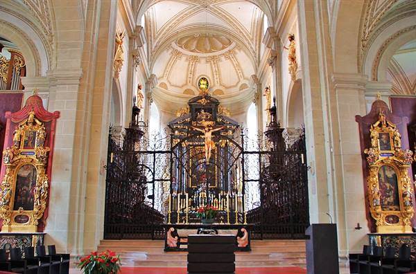 Hofkirche-chiesa di San Leodegario