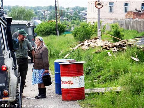 finalmente al villaggio di Kytlym, sul lato siberiano degli Urali