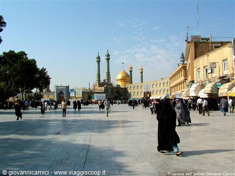 Qom.piazza Hazrat-e Masumeh