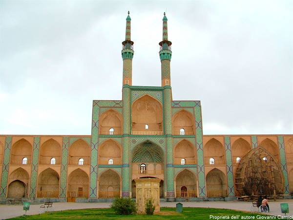 Yazd-Facciata dell'Amir Chaqhmaq