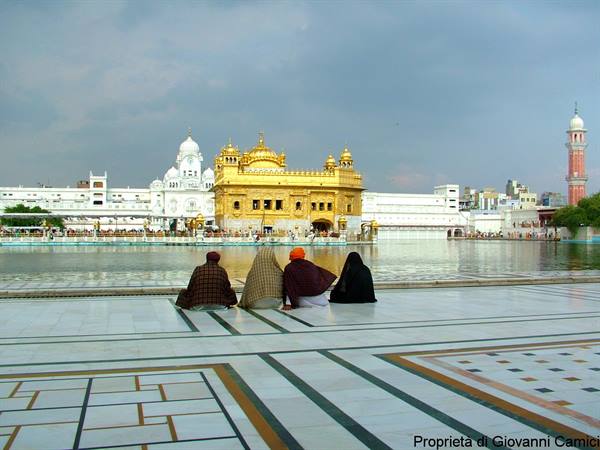 AMRITSAR,TEMPIO D'ORO