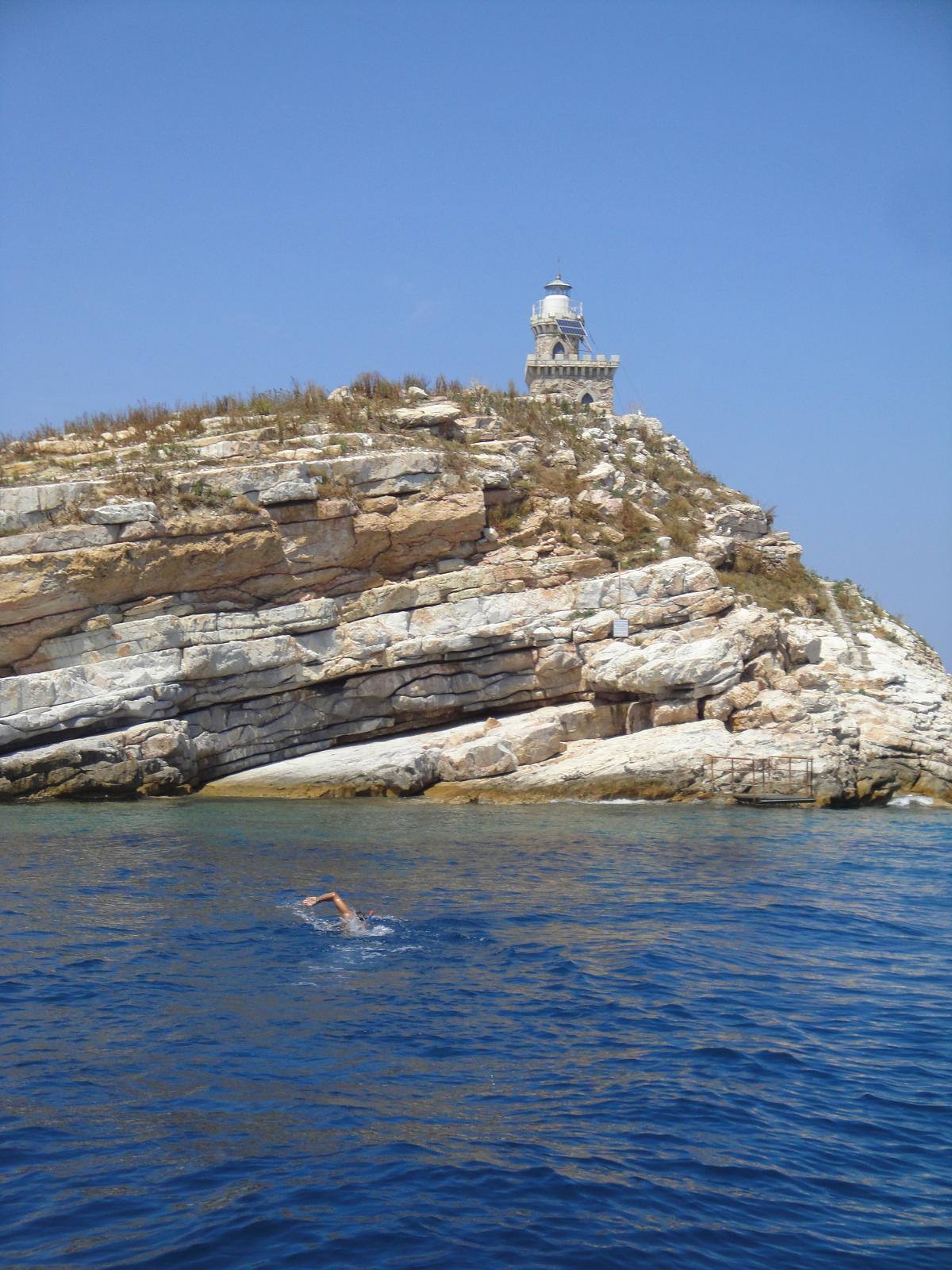 !!! ISOLA D'ELBA:NOLEGGIO BARCA A VELA ISOLA D'ELBA !!!