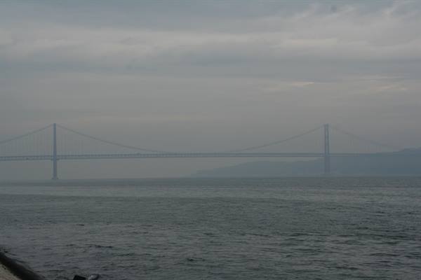 Ponte 25 April