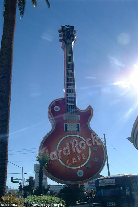 Entrata del nostro hotel HARDROCK CAFE' ke figata!!!