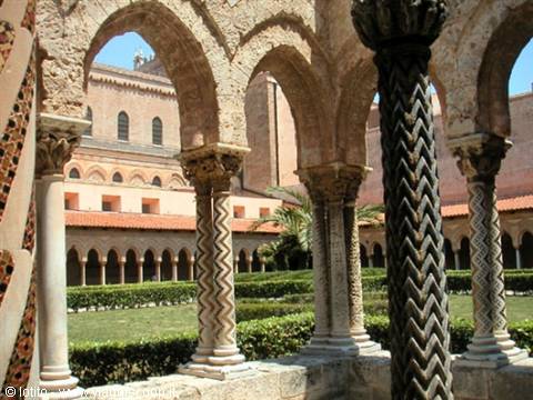 Monreale: Chiostro