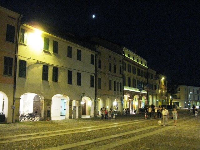 Correggio - viale mazzini