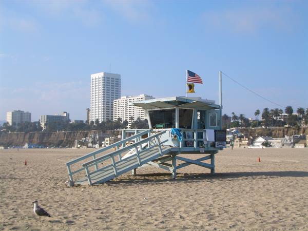 POSTAZIONE DEI BAYWATCH A SANTA MONICA