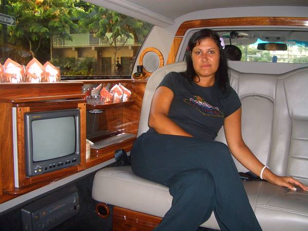 IO IN LIMOUSINE