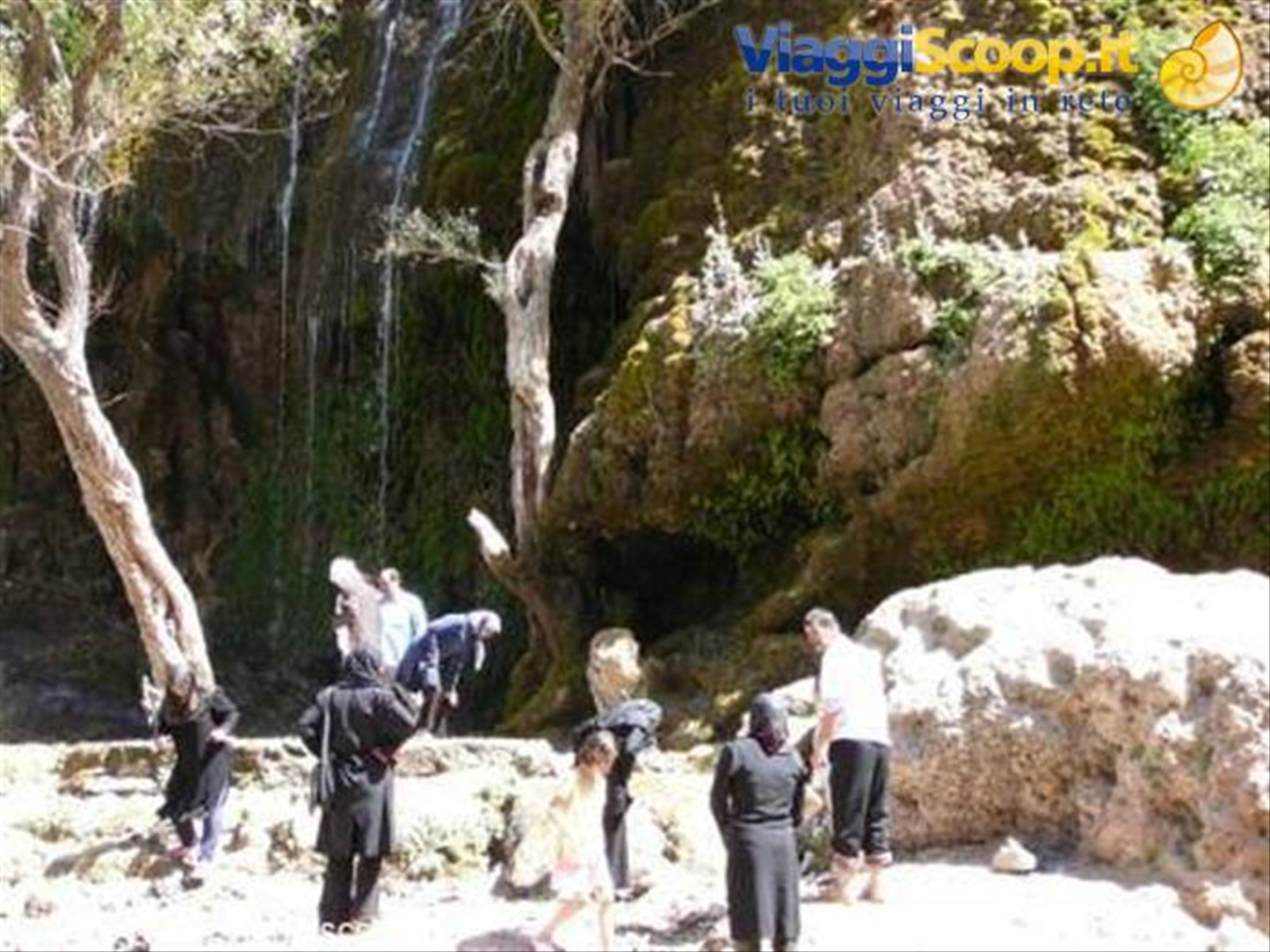 Refrigerio tra le gole dell'infuocate montagne dell'Azerbaijan iraniano
