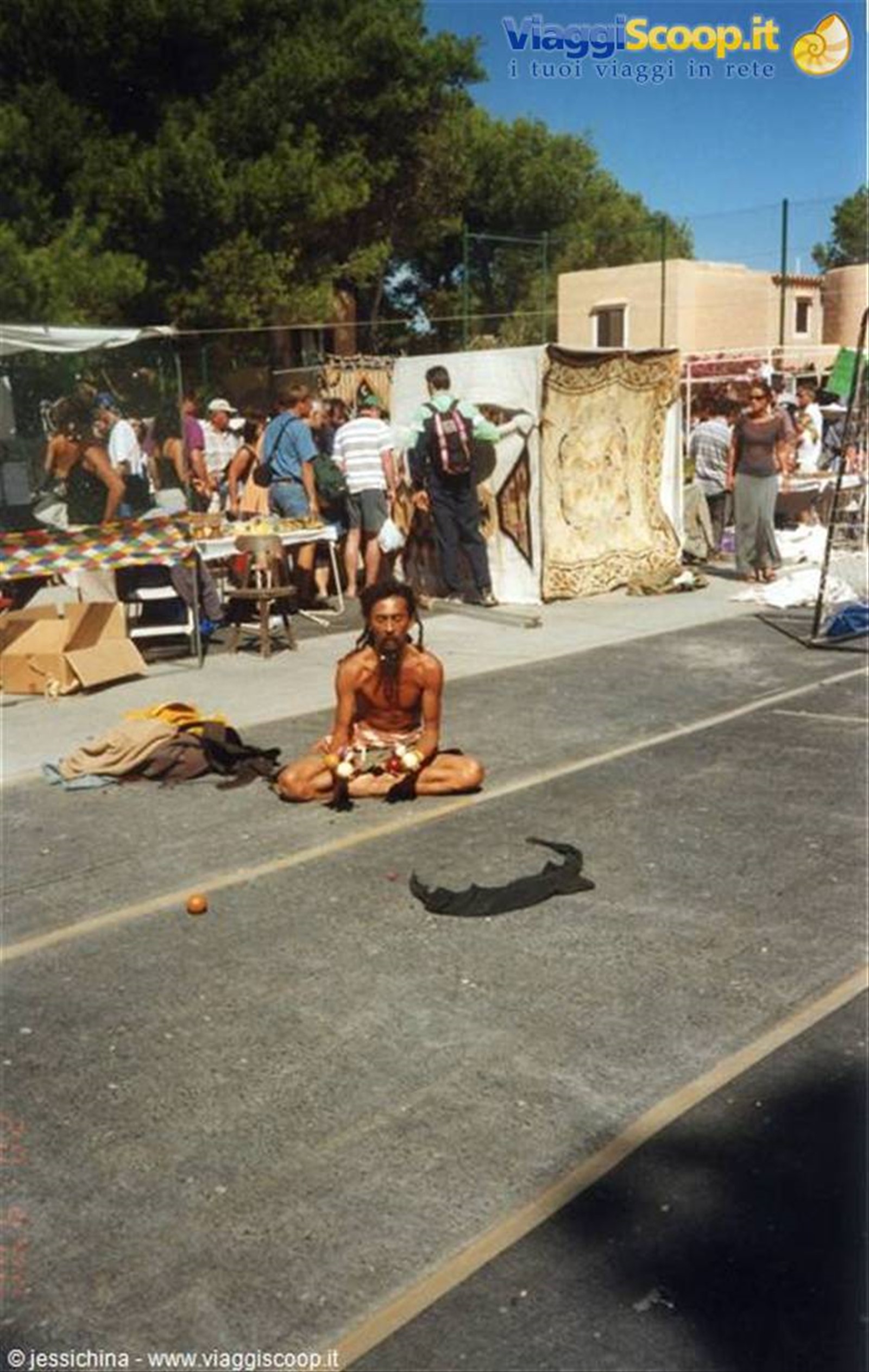 mercatino hippy