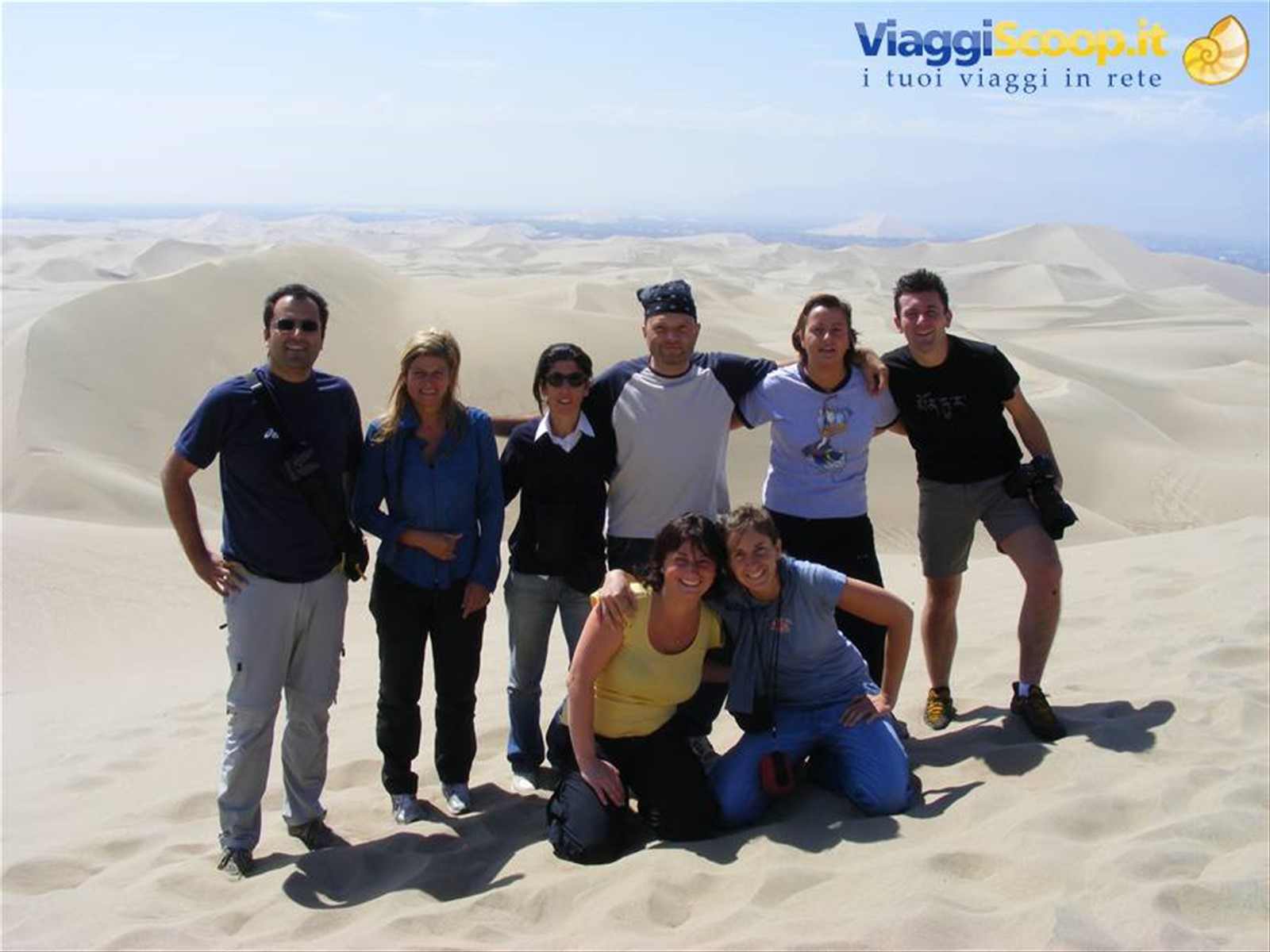 Il gruppo sulle dune di Huacachina