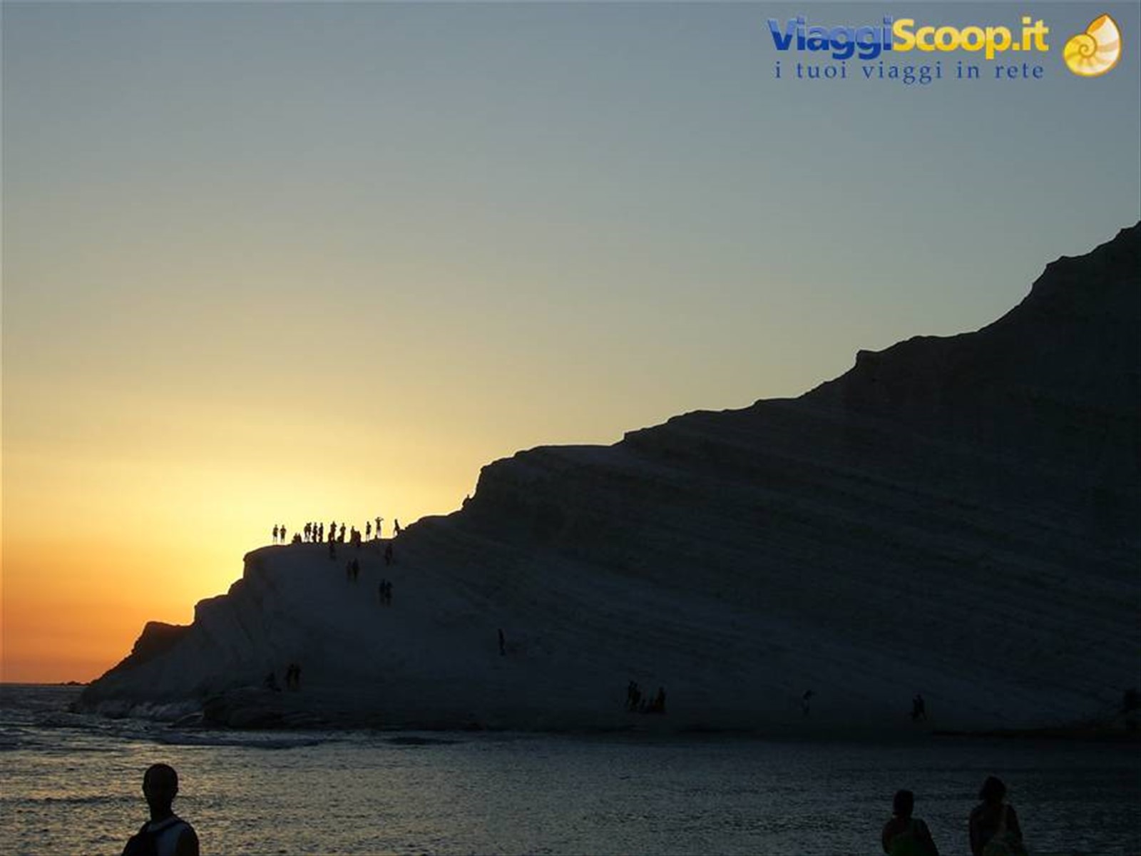 scala dei turchi by night