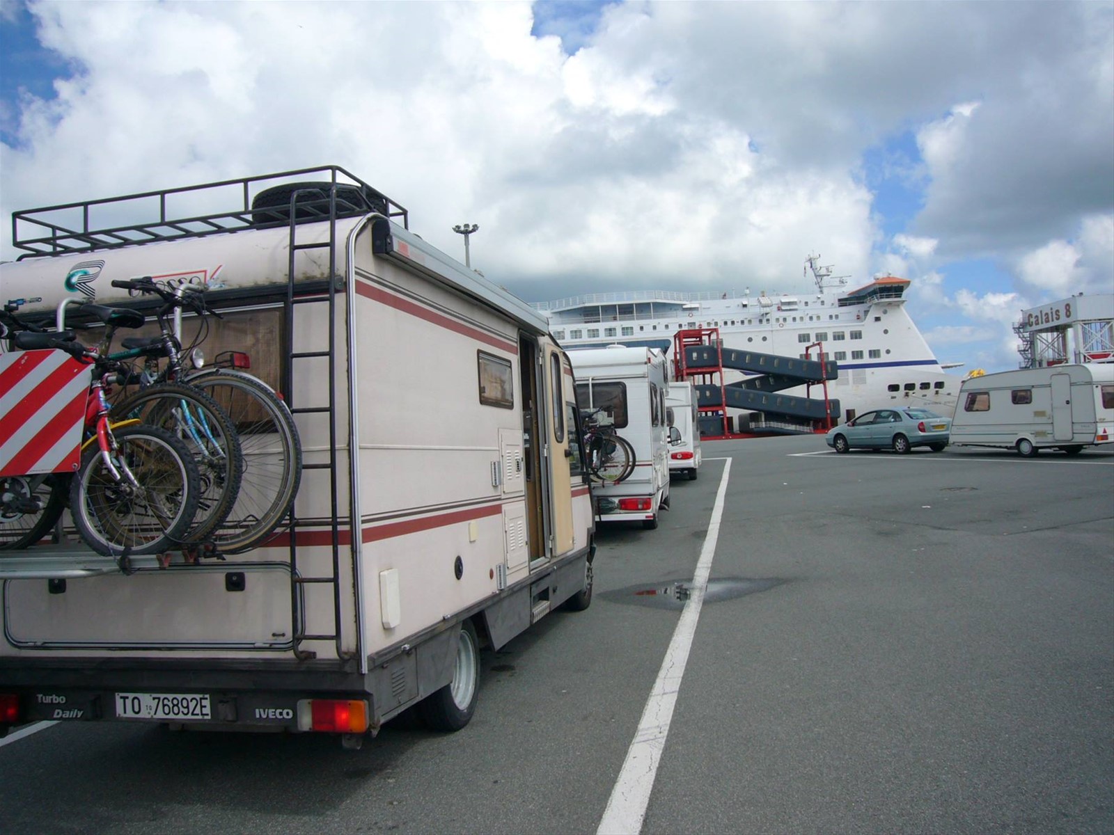 CALAIS - IN ATTESA DELL'IMBARCO