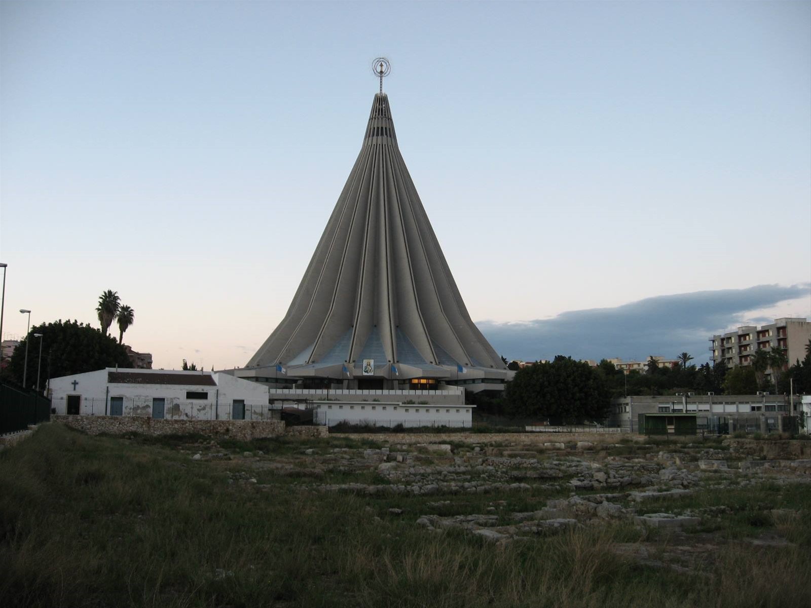 Siracusa:Santuario della Madonna delle Lacrime