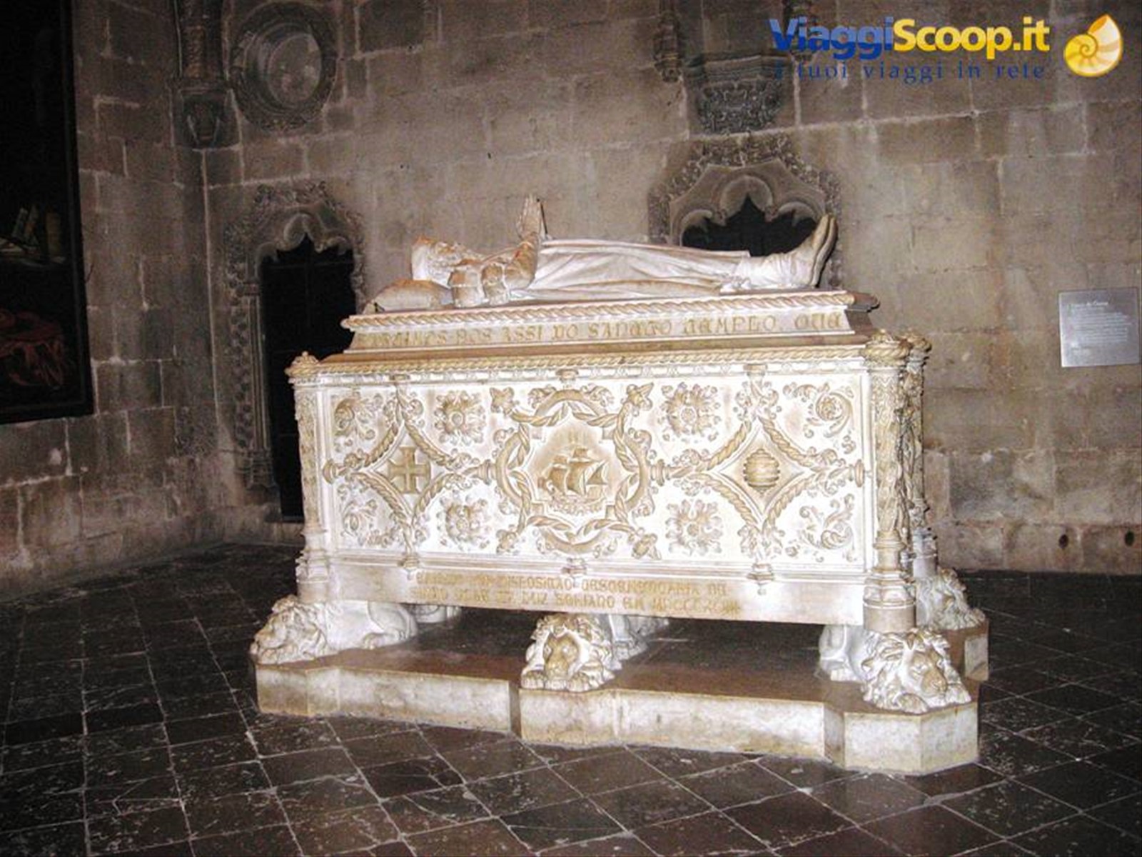 Il Convento dei Gironimiti : tomba di Vasco de Gama